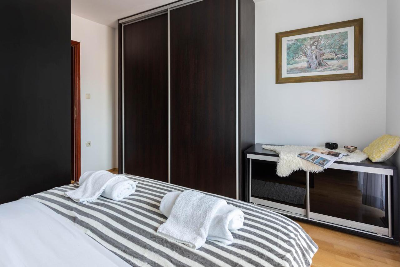 Spacious 2Bdr Apartment With A Cute Balcony Zagreb Bagian luar foto