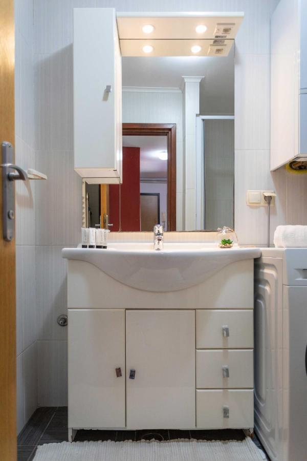 Spacious 2Bdr Apartment With A Cute Balcony Zagreb Bagian luar foto